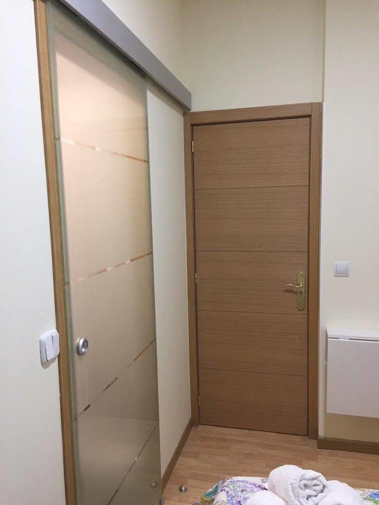 Hostal Jq Madrid 1 Buitenkant foto