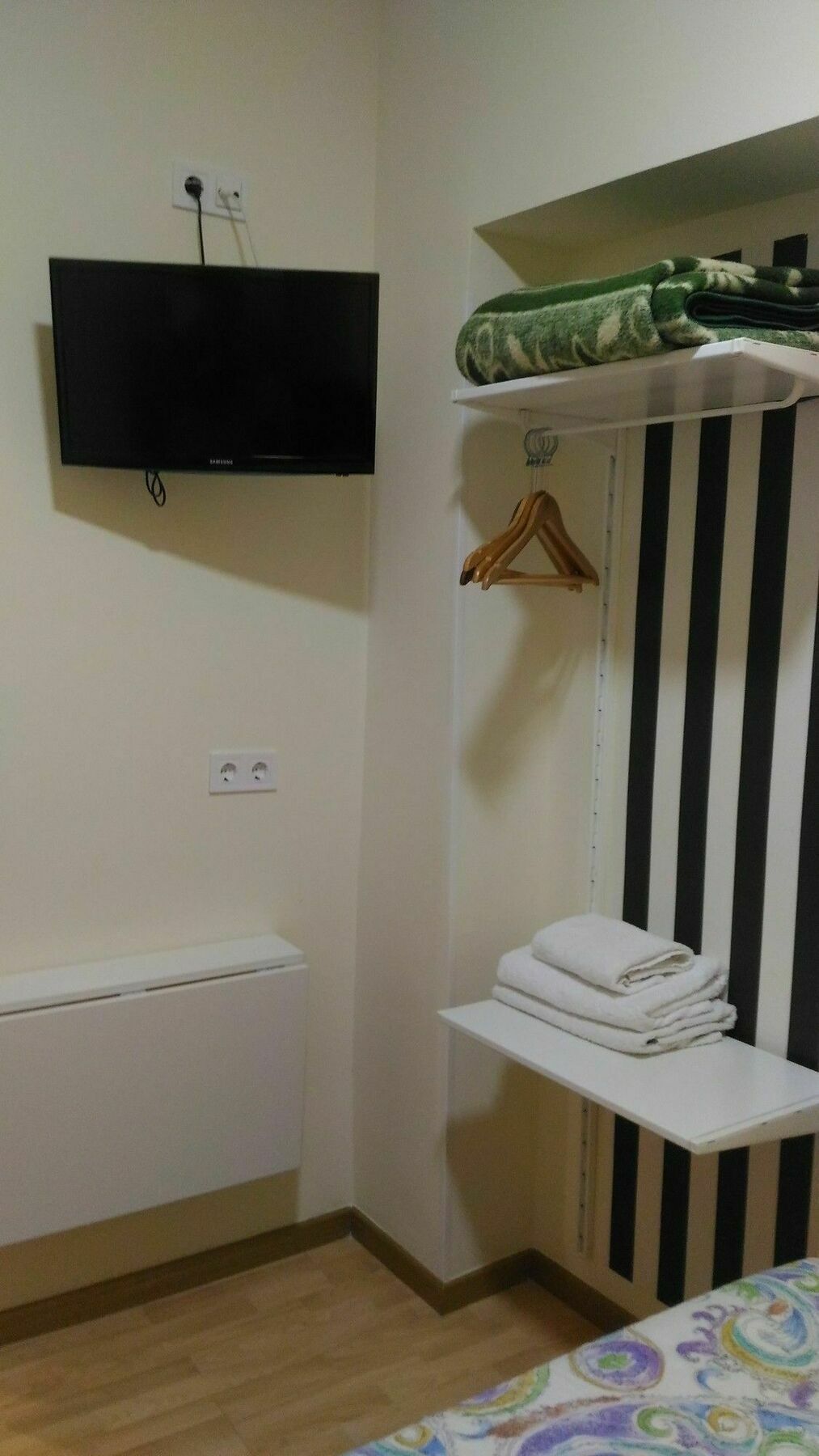 Hostal Jq Madrid 1 Buitenkant foto